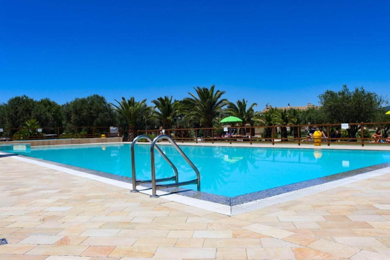 Agriturismo Il Casale Di Monica Rivotorto Bagian luar foto