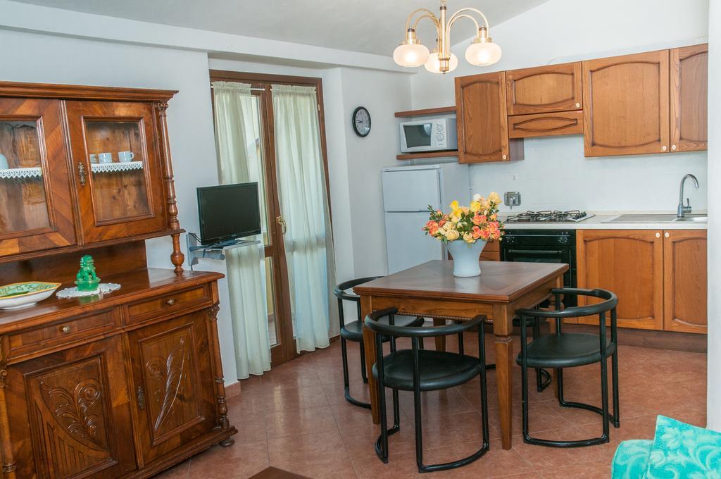 Agriturismo Il Casale Di Monica Rivotorto Bagian luar foto